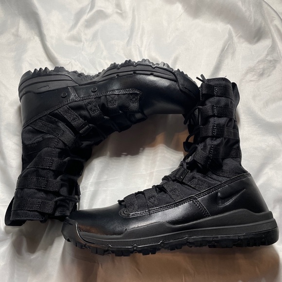 Nike gen 2 black tactical combat boots